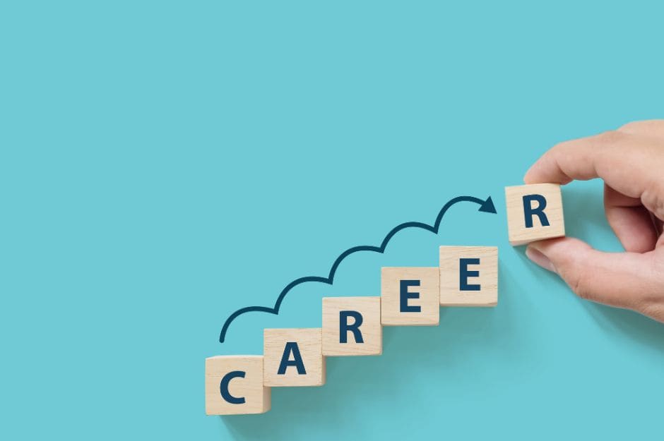 M4 042: How To Use Meetings To Build Your Career Skills