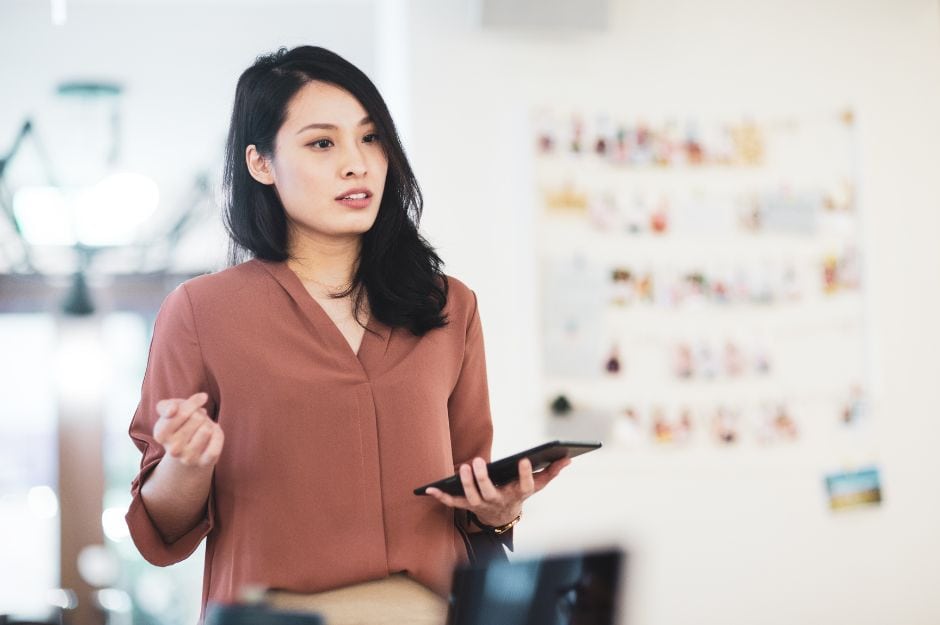 M4 050 How To Help A Coworker Prepare For A Presentation